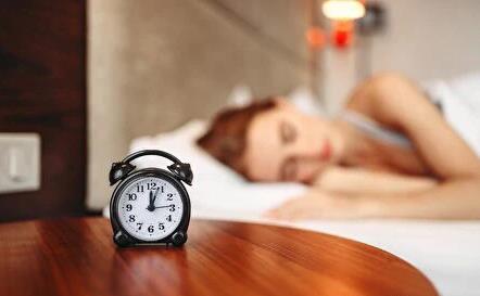 研究：疫情下睡眠品质不佳 或增加心理问题
